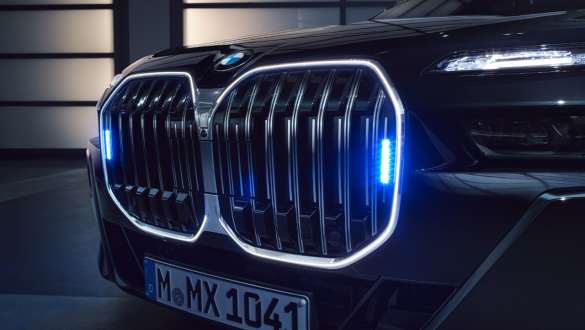 BMW Serije 7 Protection G73 BMW predja rešetka i prednji far BMW Serije 7 Protection G73 BMW prednja rešetka i prednji far krupan kadar