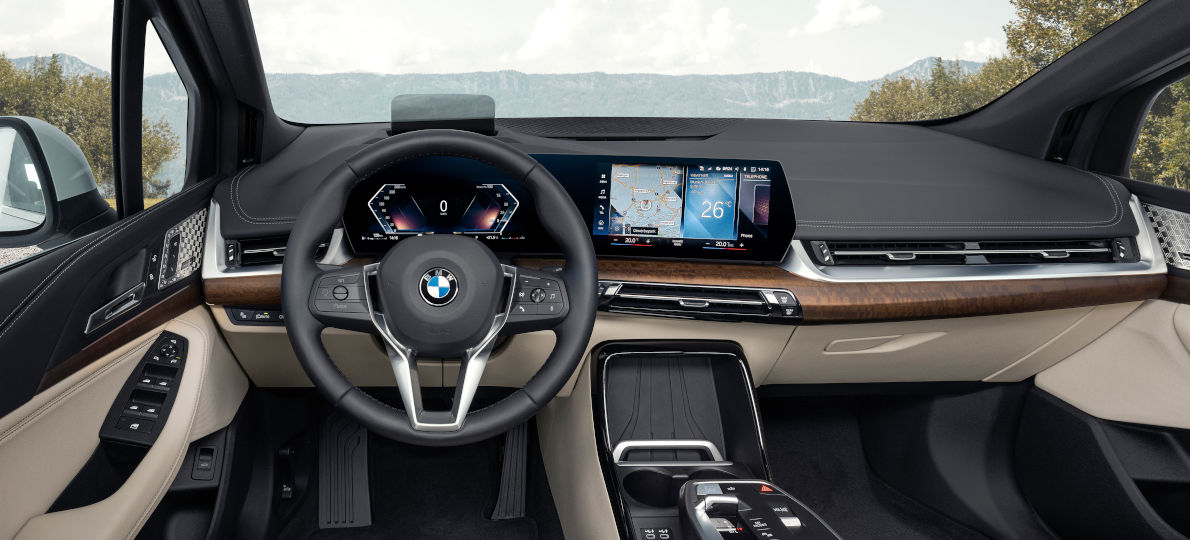 POTPUNO NOVI BMW ACTIVE TOURER SERIJE 2 POTPUNO NOVI BMW ACTIVE TOURER SERIJE 2