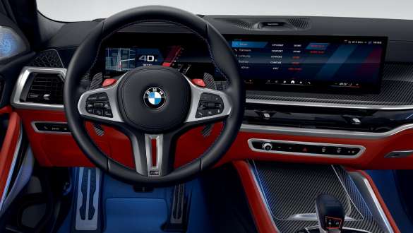 BMW X6 M Competition F96 2023 M specifična instrument tabla