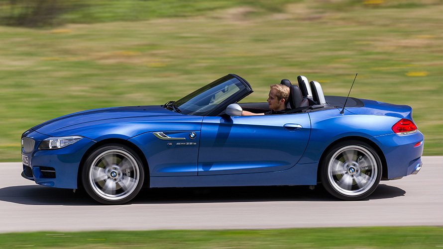 BMW Z4 Roadster (E89) bočni prikaz vozila tokom vožnje